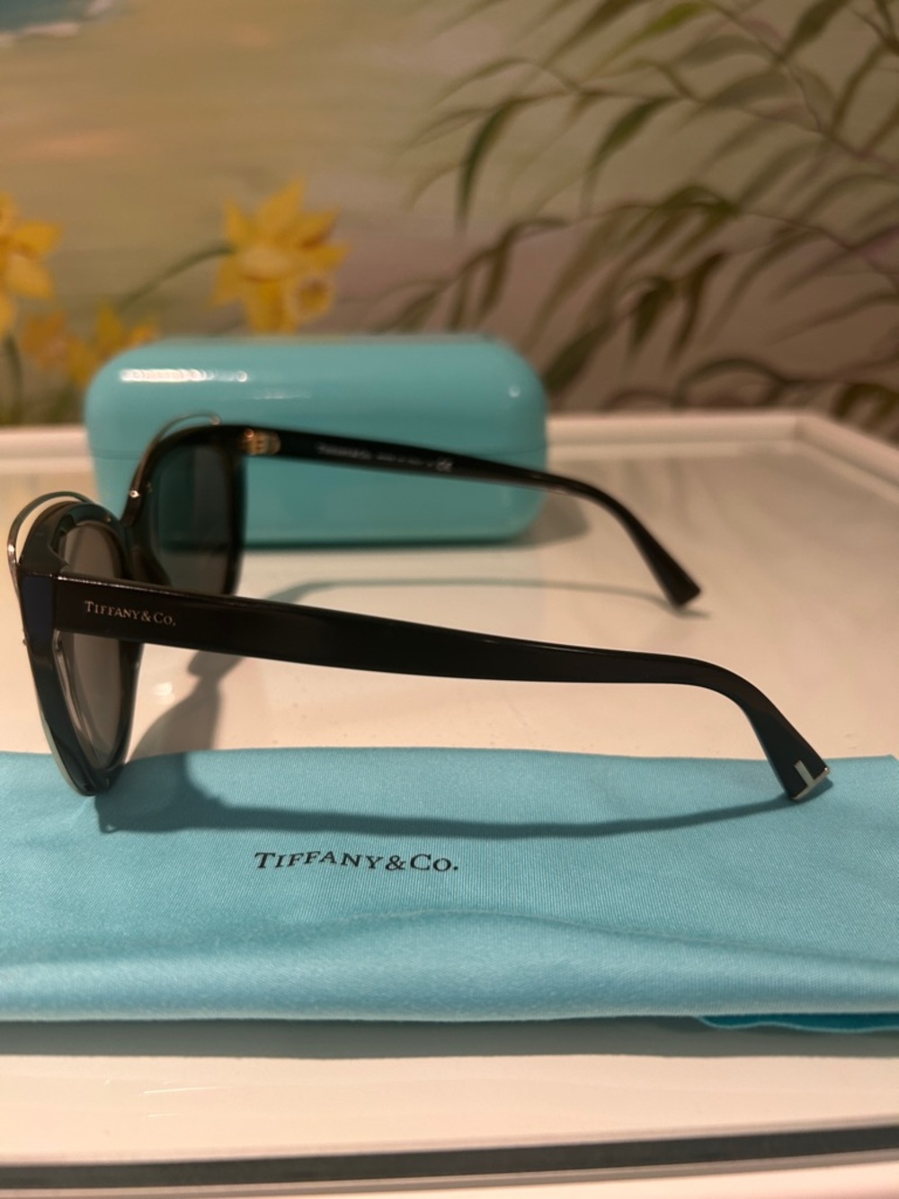Tiffany & Co. TF4148 Black/Gold Cat-Eye Frames. Made in Italy w/ Case - Picture 7 of 11